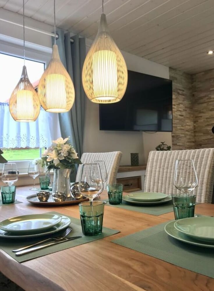 A gem of a Modern Retreat