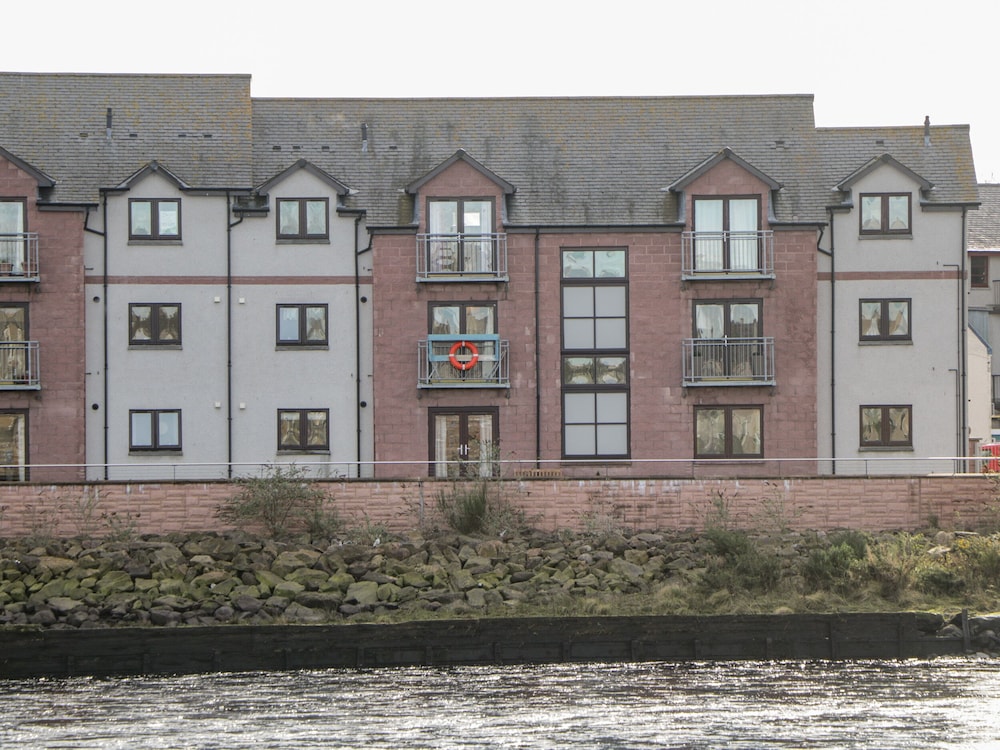 Riverview Apartment