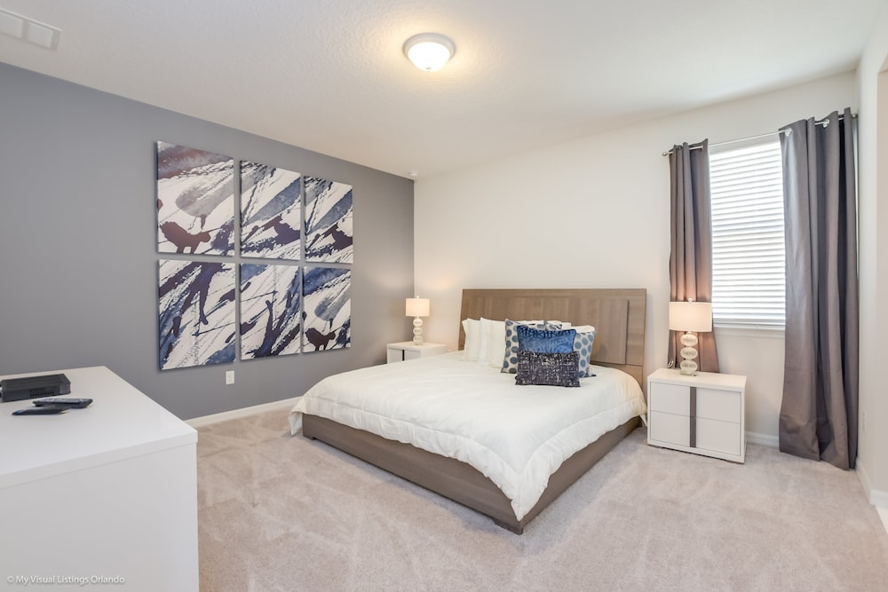 7 BD 5 BH Villa Game, Pool and Spa - Image 5