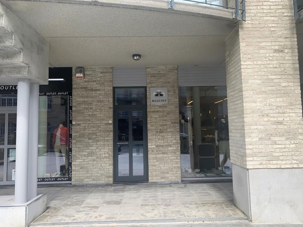 Apartment in Nieuwpoort Near Marina Views