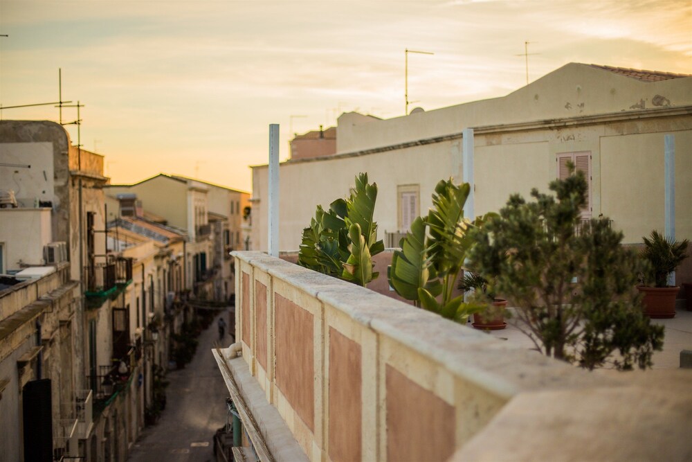 Ortigia Royal Suite