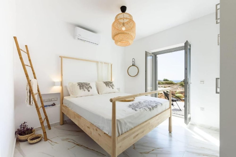 Villa Nerida -island Living Paros-