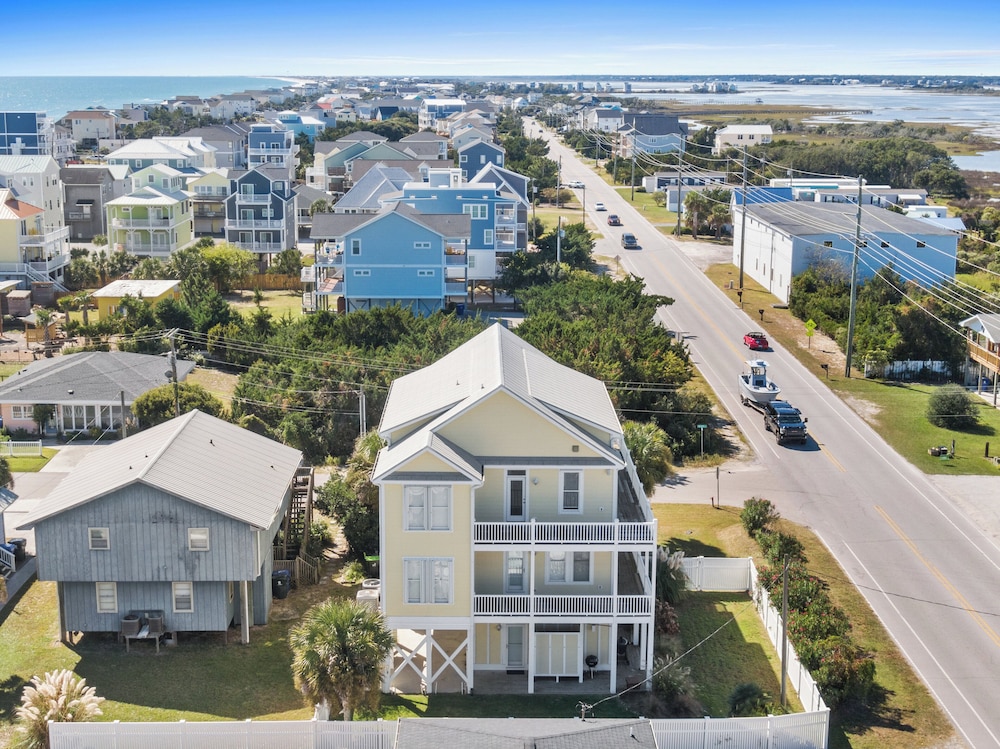 Windansea by Topsail Realty
