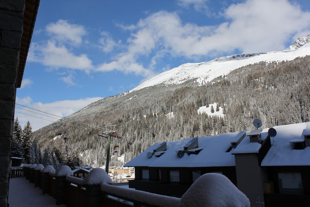Chalet Alaska