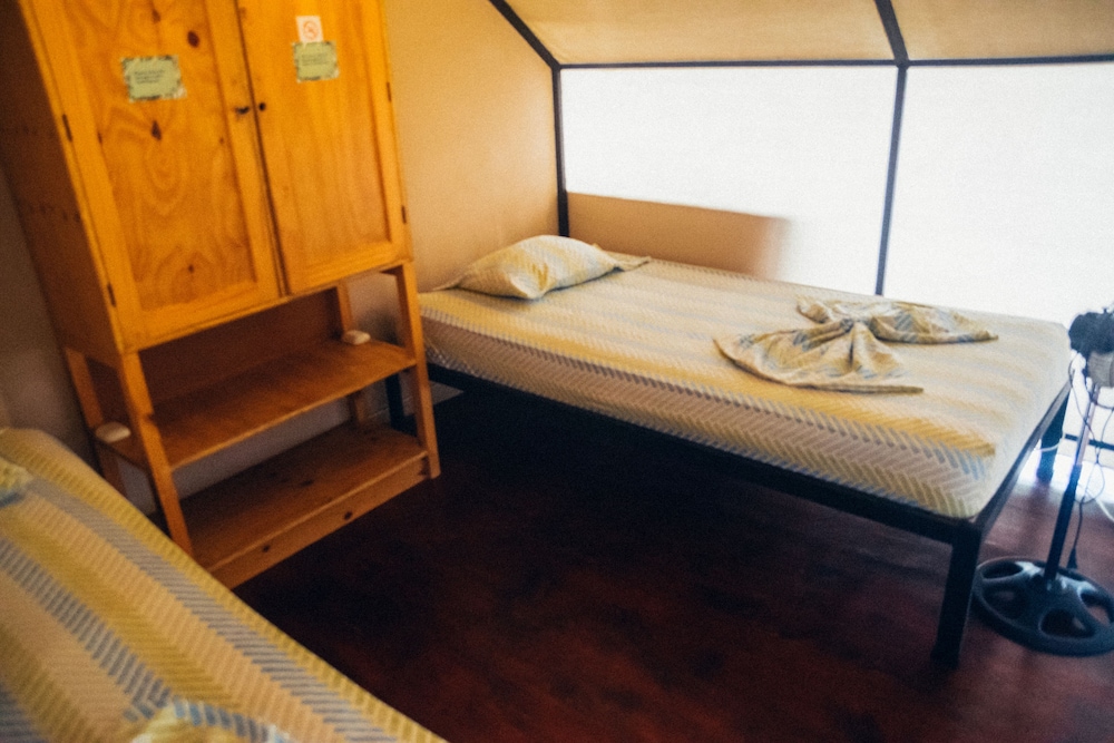 Habitat Surf Glamp