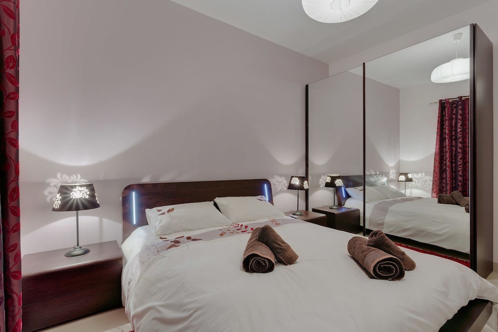 Luxury Apartment, Prime Location in St Julians photo 5