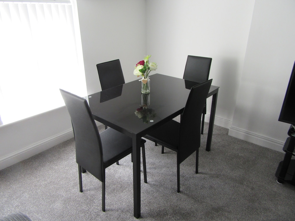No 6 at 19 Ivanhoe - 2 Bed Sefton Park