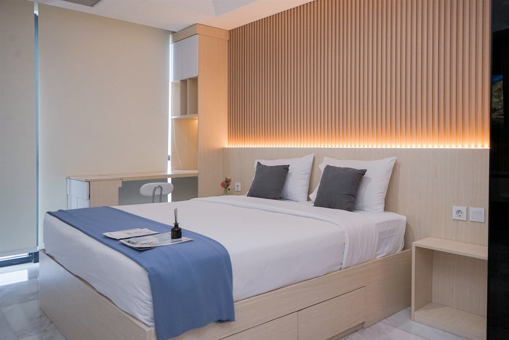 Spacious Studio At Apartment The Smith Alam Sutera