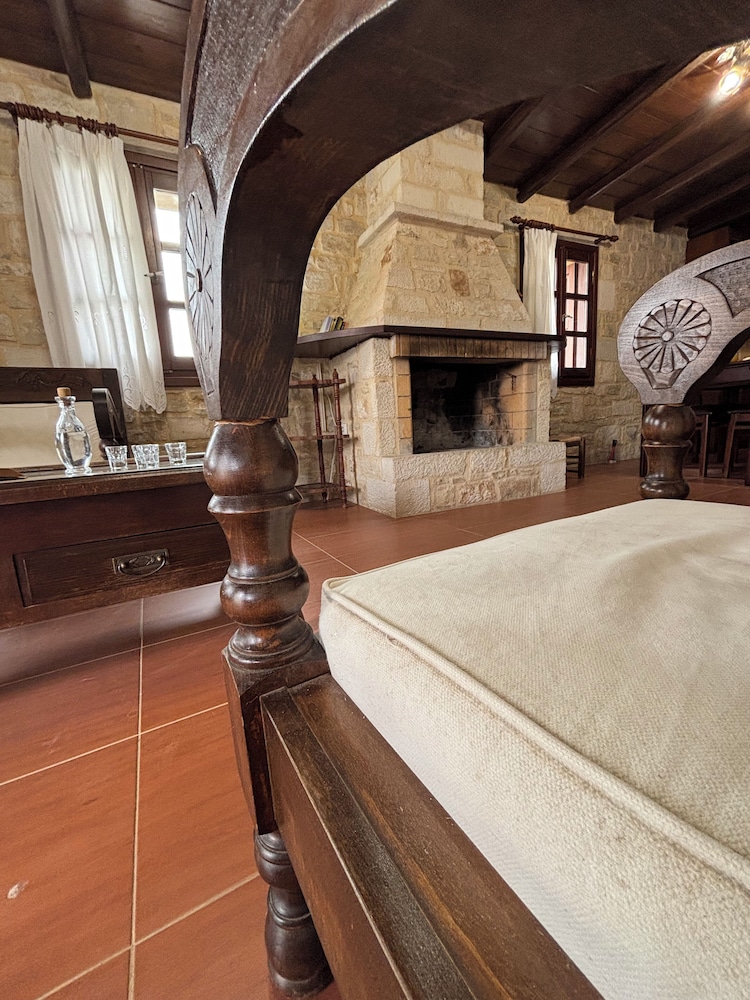 Melina Stone Villa