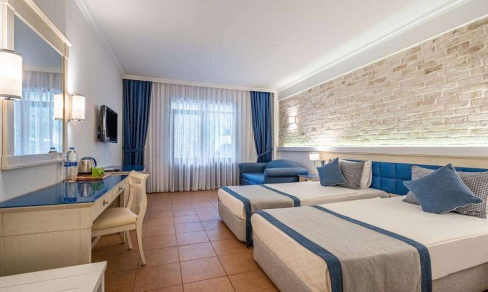 Champion Holiday Village - All Inclusive
