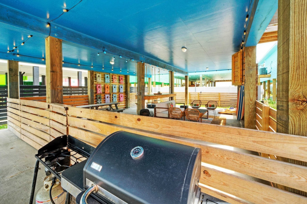 Salty Texan by Avantstay Central Location, Views