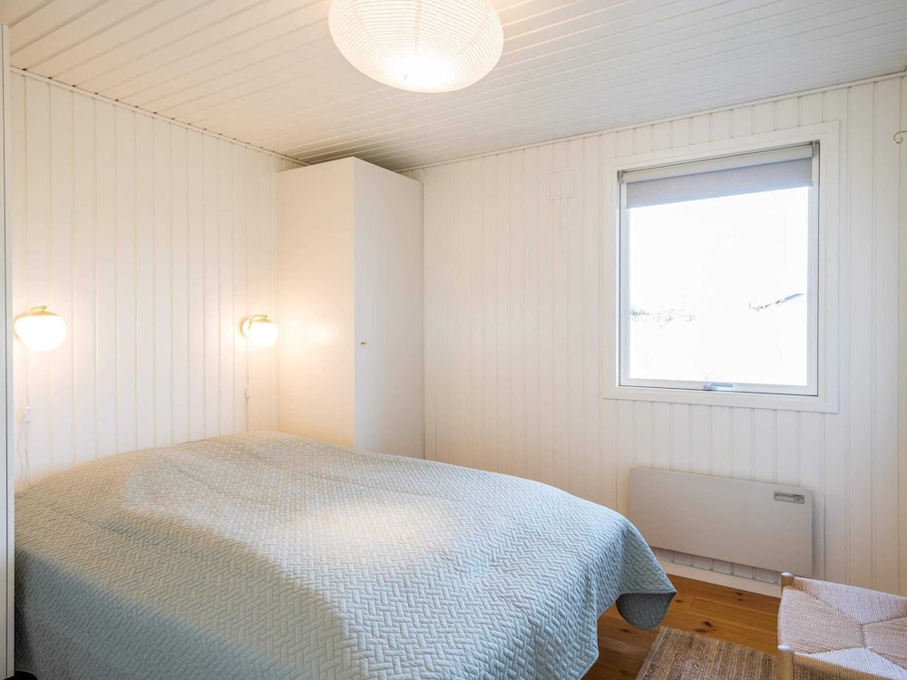 6 Person Holiday Home in Henne view 3