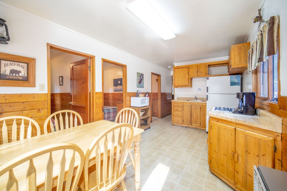 Bear Paw Lodge