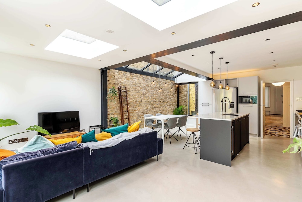 Spacious and Charming Brixton Home