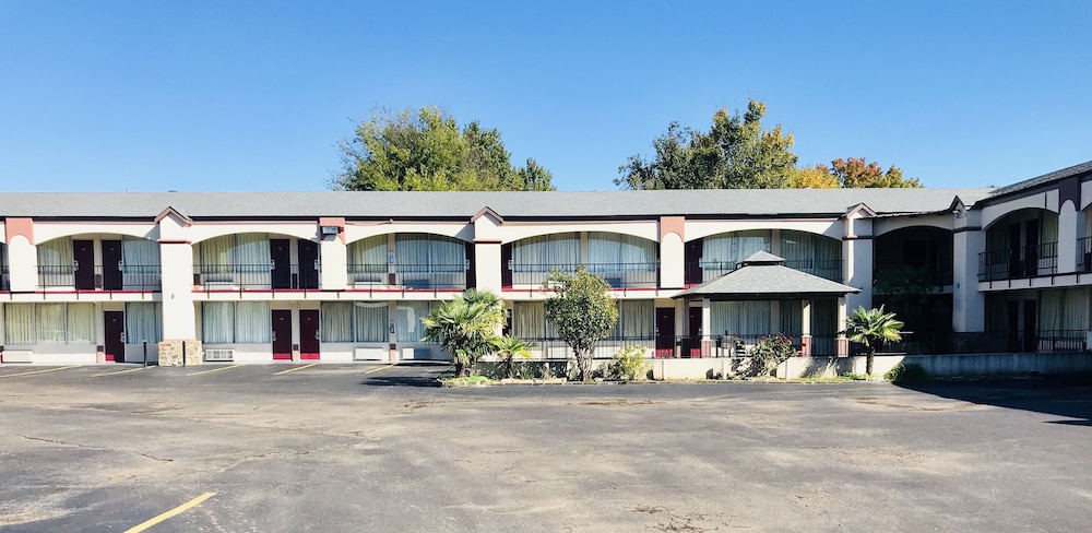 Executive Inn