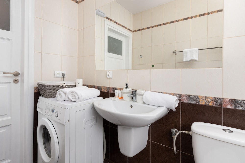 Horyzont Apartments by Renters view 2