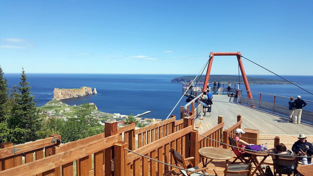 Maisonnettes Camping de la Baie de Perce