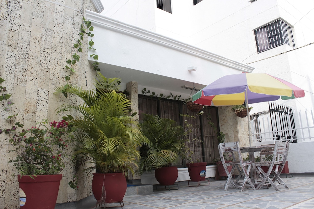 Casa Blanca Just For Travelers