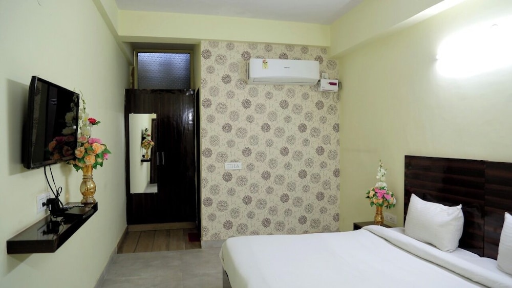 Hotel Livinn by F9 - Property Image 10