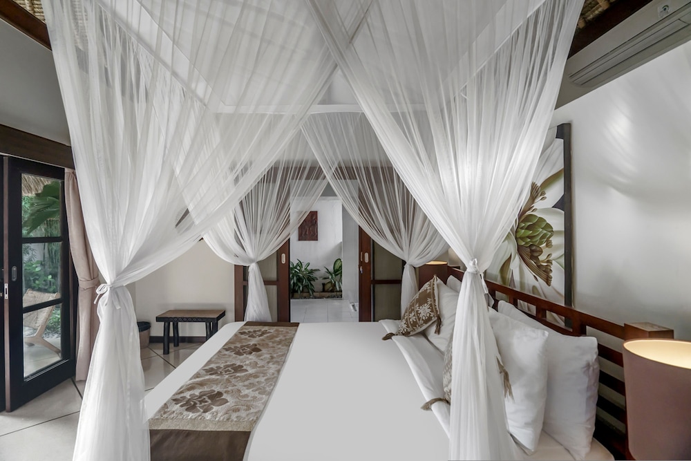 Villa Gading by Alfred in Bali - Stunning 4BD Villa in the Heart of Seminyak Beach
