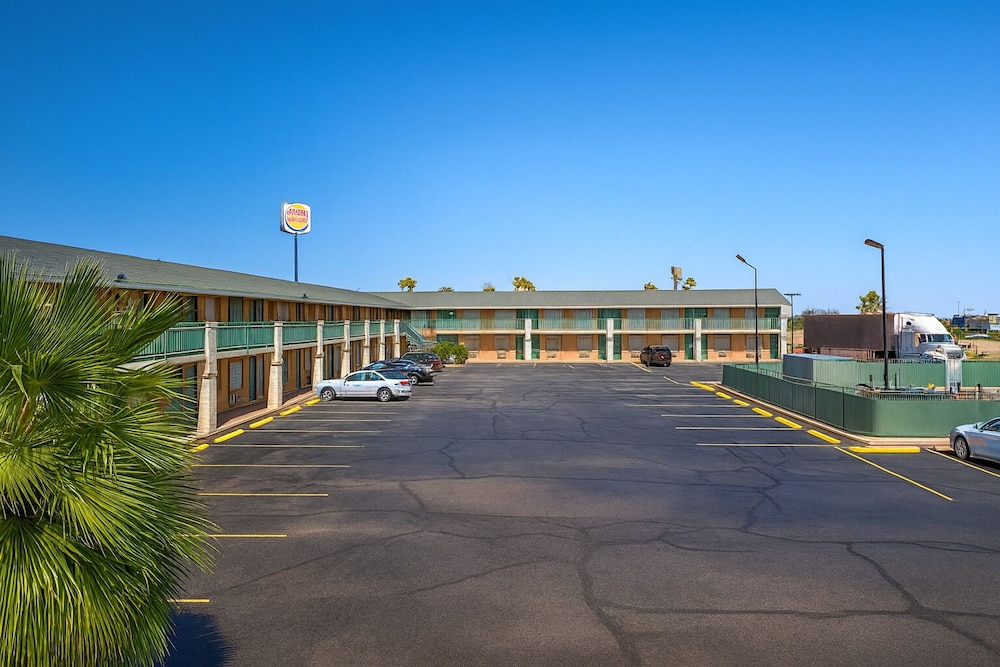 MHO Hotel Eloy Casa Grande near I-10