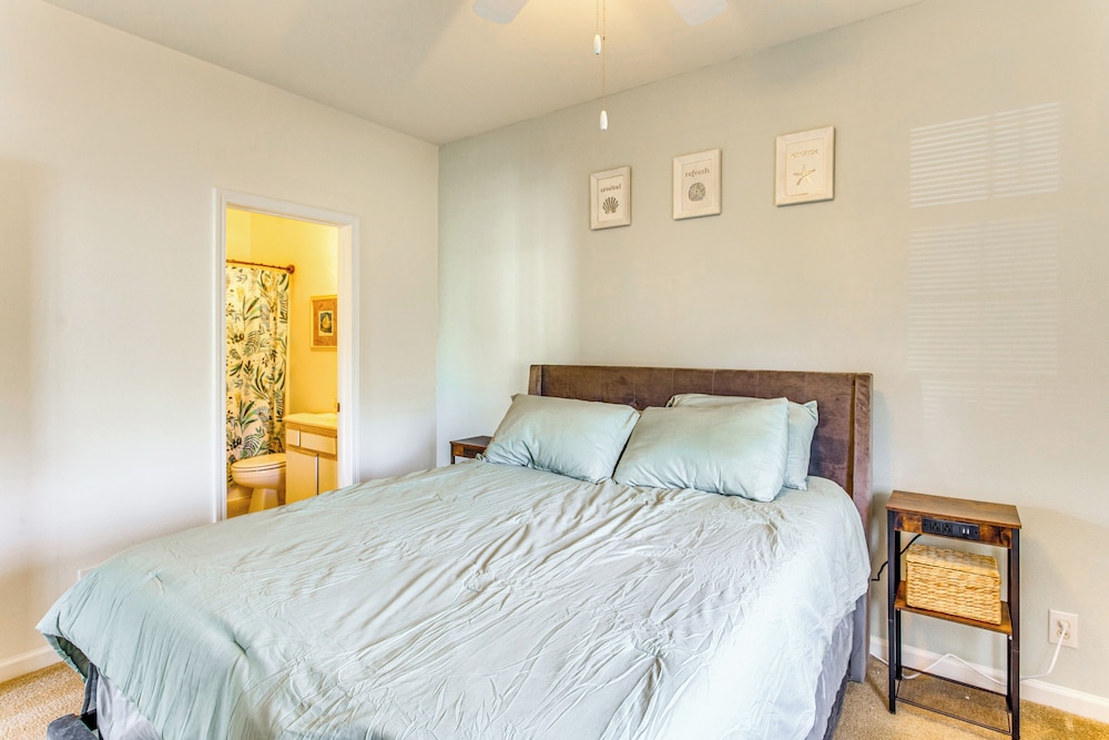 Myrtle Beach Condo: 6 Mi to Ocean!