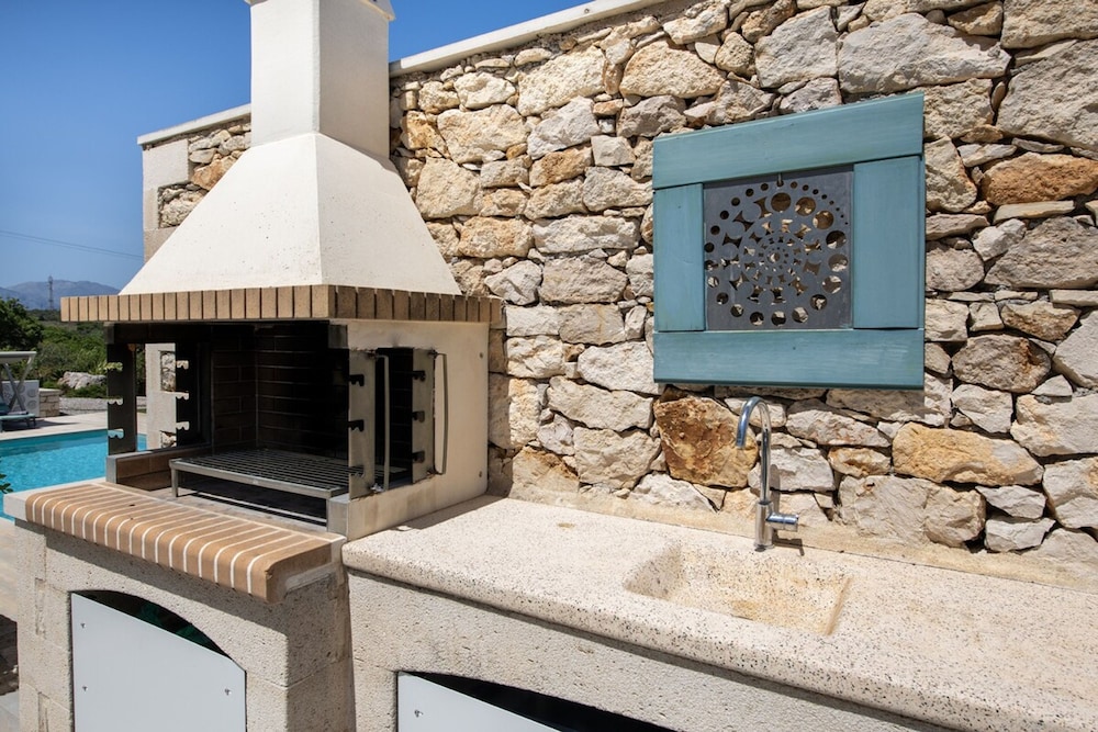 Villa Aurora Luxurius Living