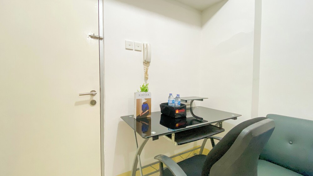 Best Deal And Strategic 2Br At Green Bay Pluit Apartment