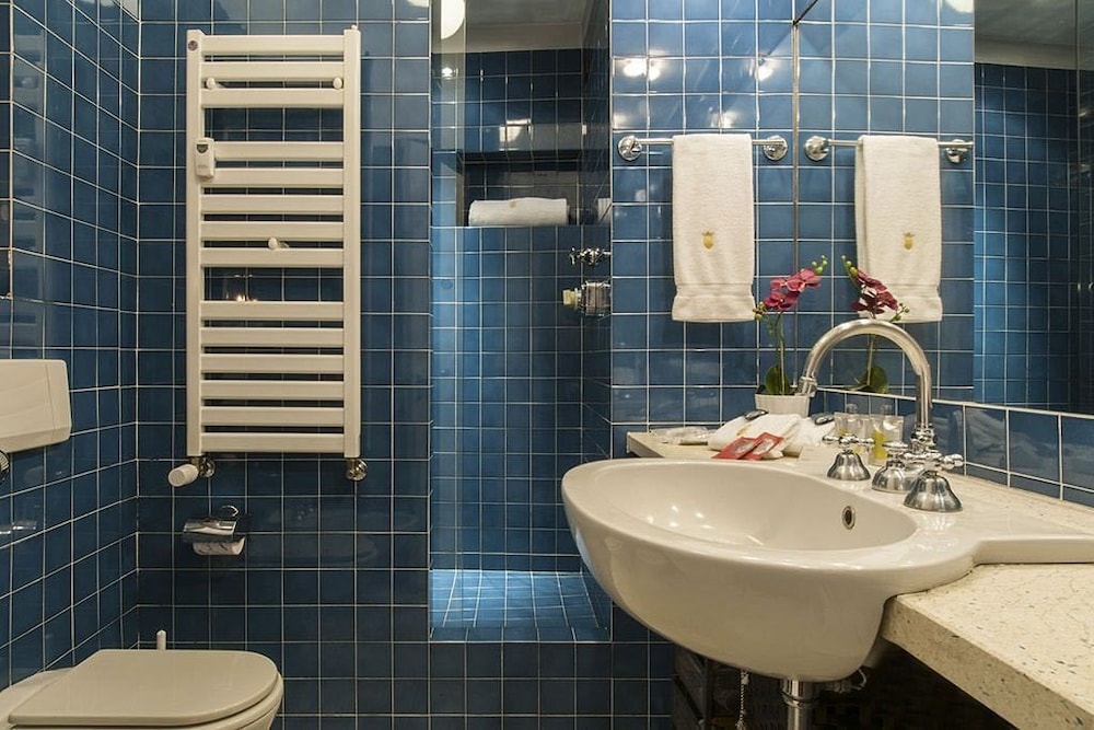 Milan Royal Suites & Luxury Apartments