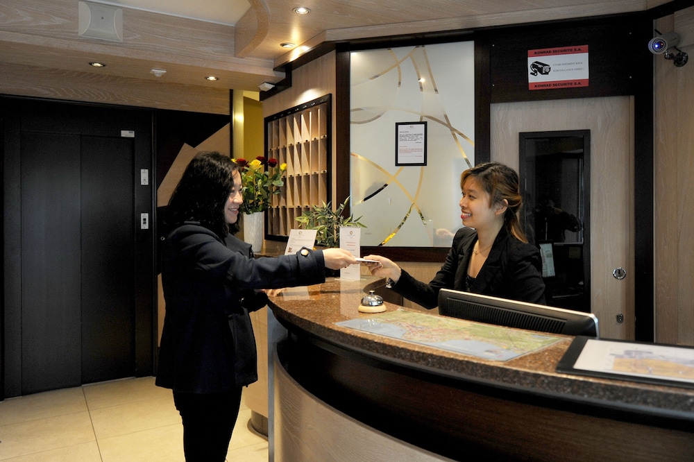 Montreux Vacations - Hotel Bon Port - Property Image 3