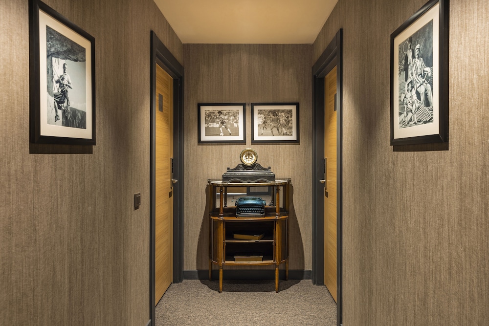 Marius Otel - Image 59