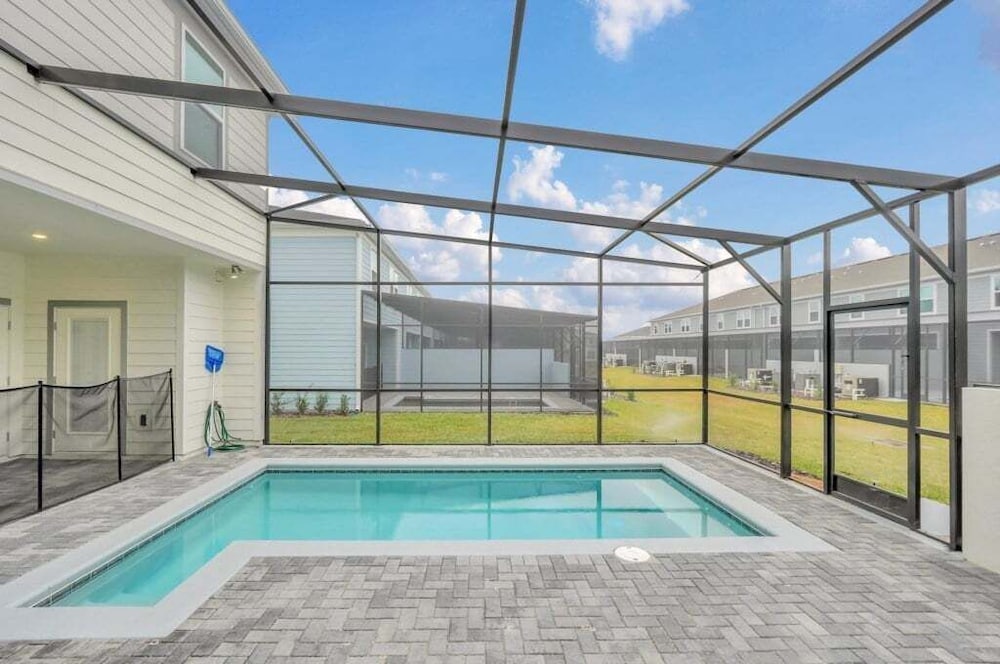 Amazing Theme Rooms Kids Will Love! 5 Bedroom Townhouse