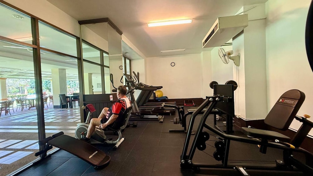 Palace - Spacious 1 Bedroom Condo With Shared Pool