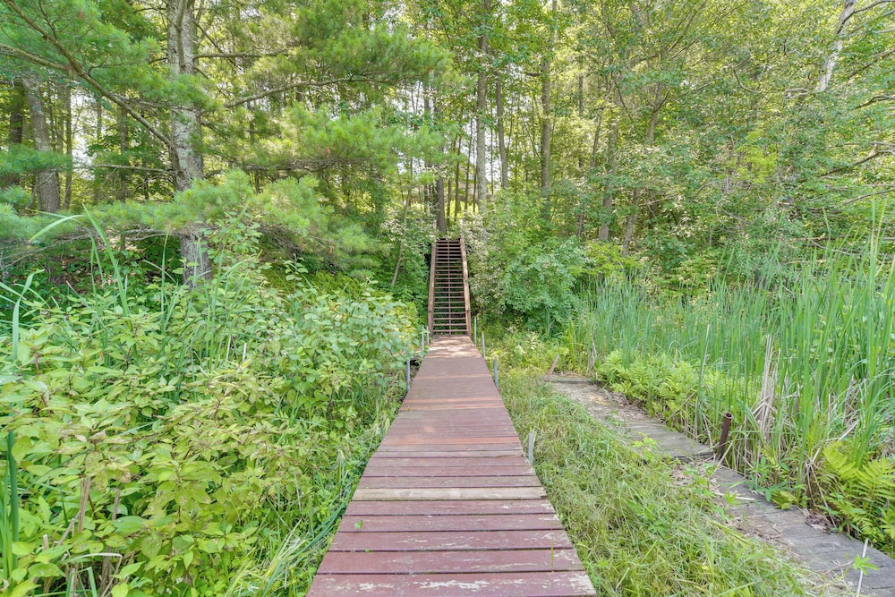 Private Boat Dock: Lake Wapogasset Retreat!