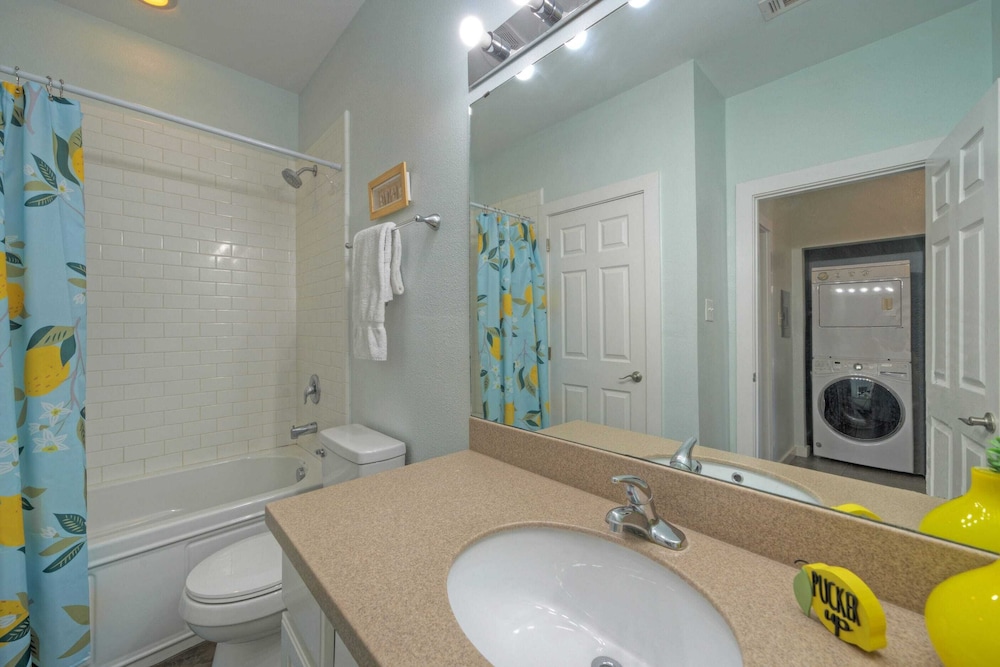 Sleeps 10 Two Condos. Pet-friendly + Beach Access
