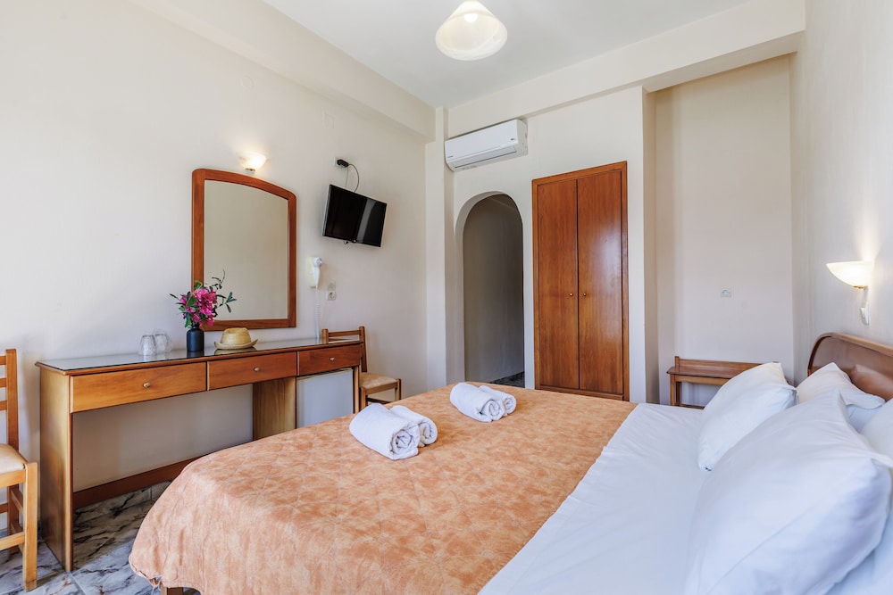 Lemonis Rooms