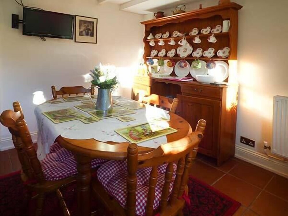Milk Wood Cottage view 5