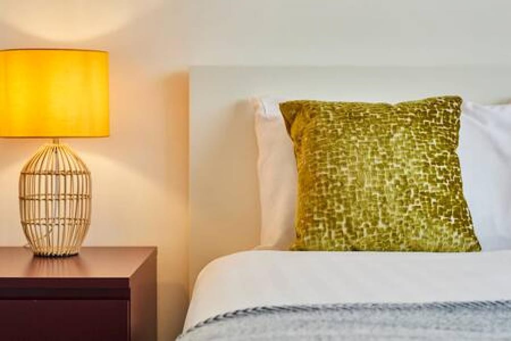 Host Stay The Knight Street Penthouse I