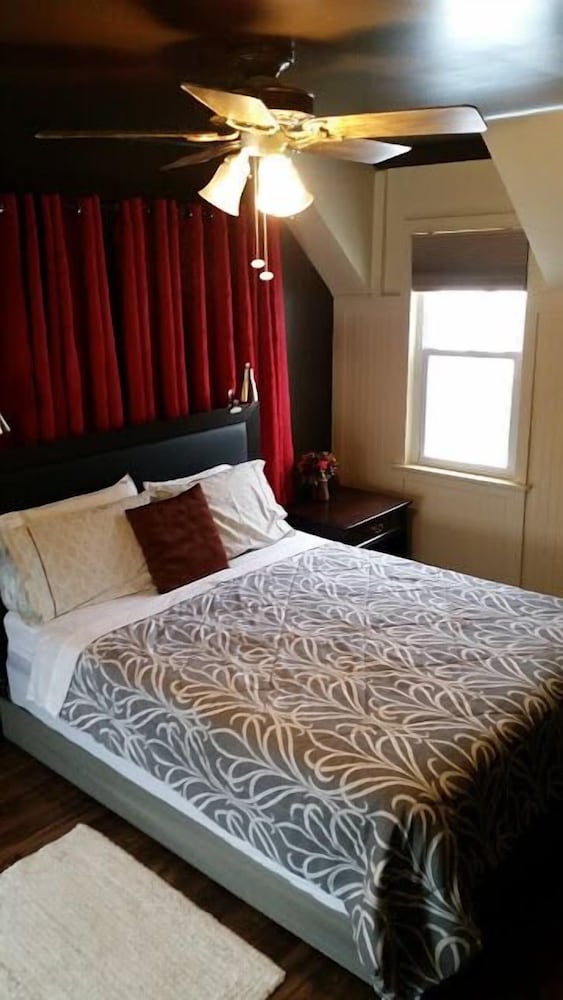 Work Play Suites