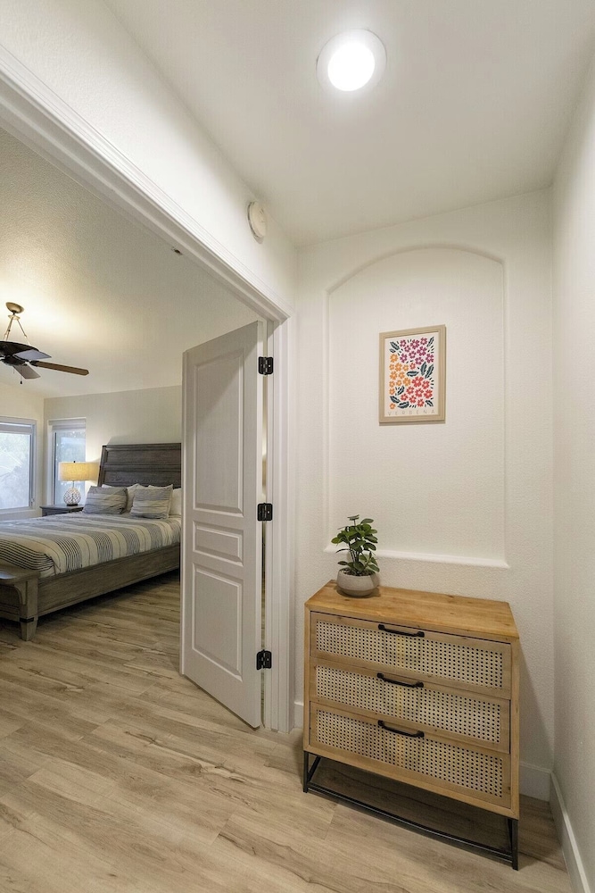 Chandler Hideaway - Relax & unwind