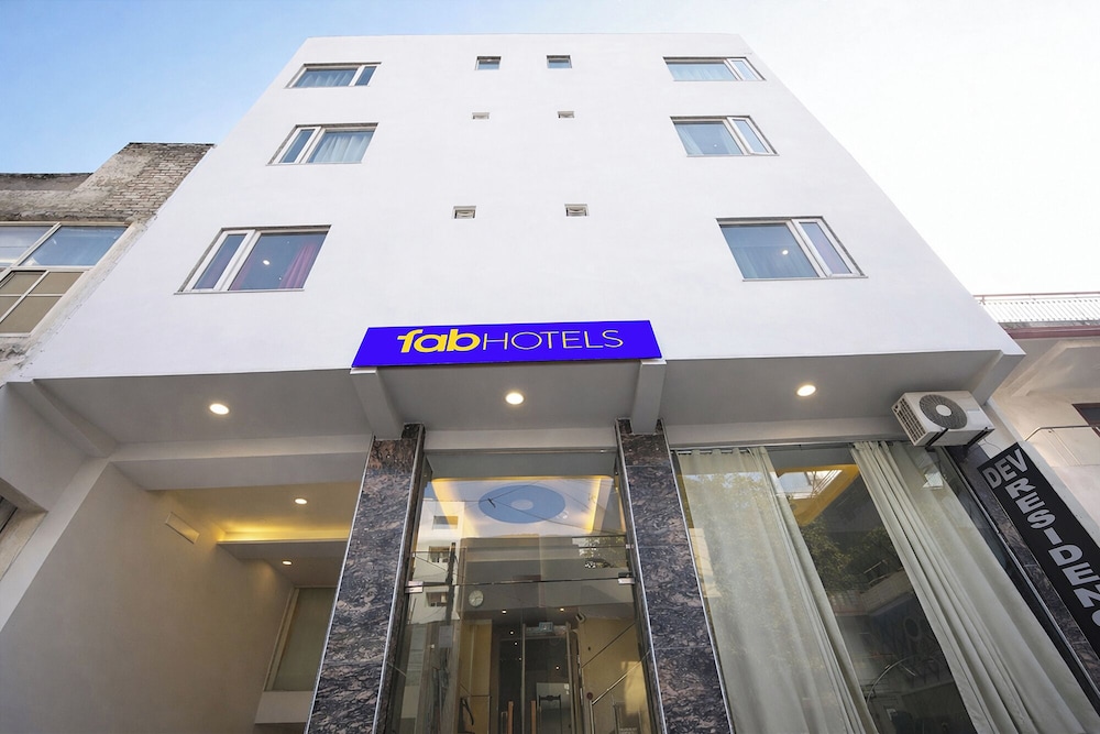 Fabhotel Dev Residency