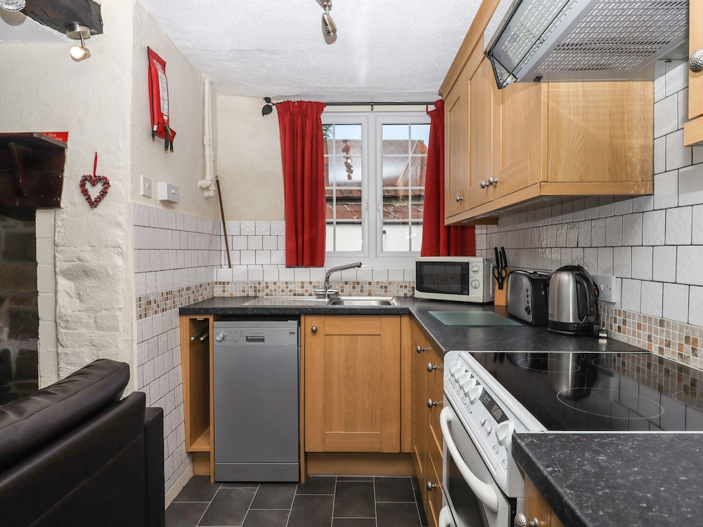 Waytown Cottage
