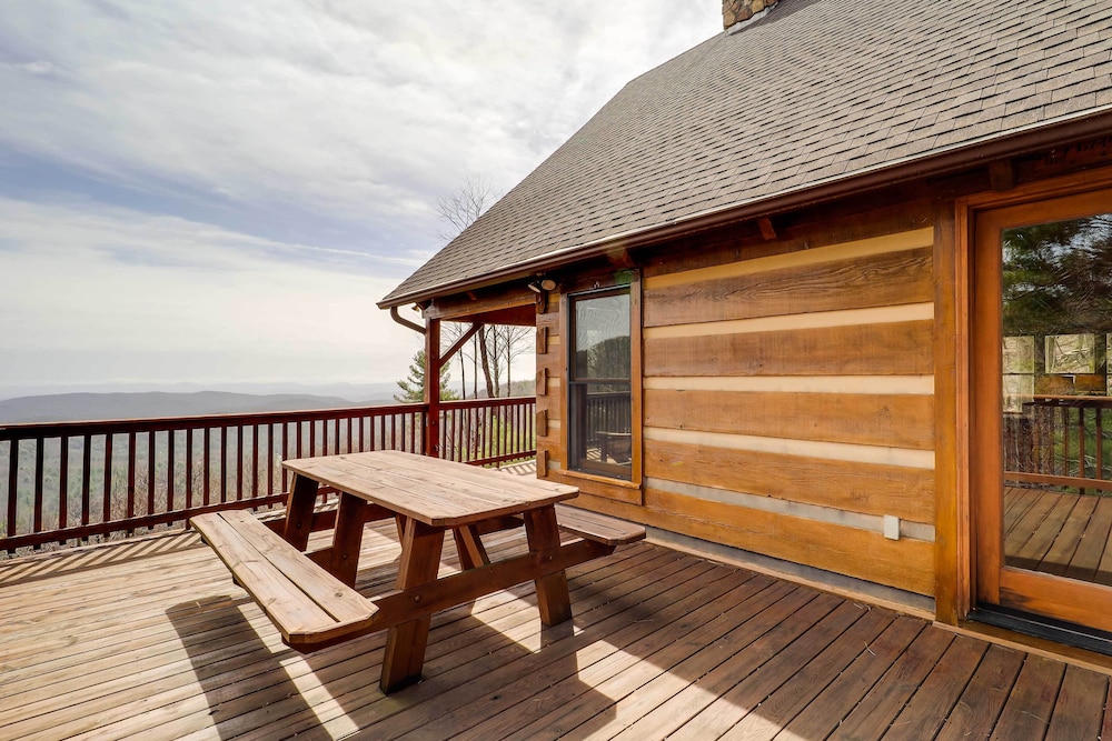 Smoky Mountain Vacation Rental w/ Large Deck!