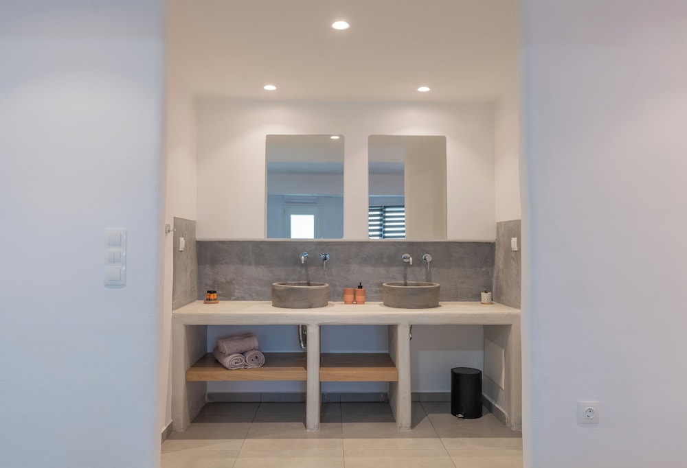 Ihthioessa Boutique Hotel - Property Image 63