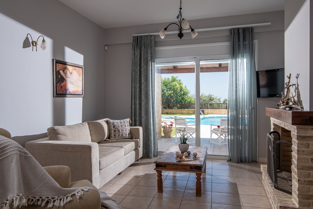 Gerani Villas