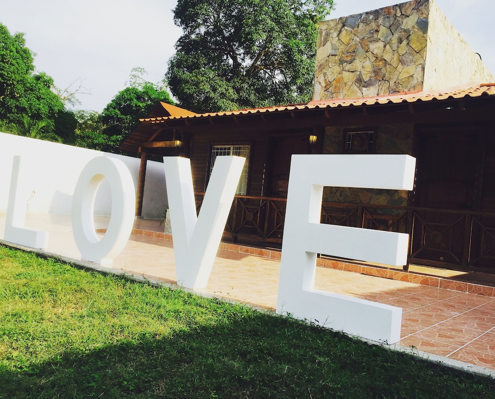 Estancia Ecologica LOS FUNDADORES