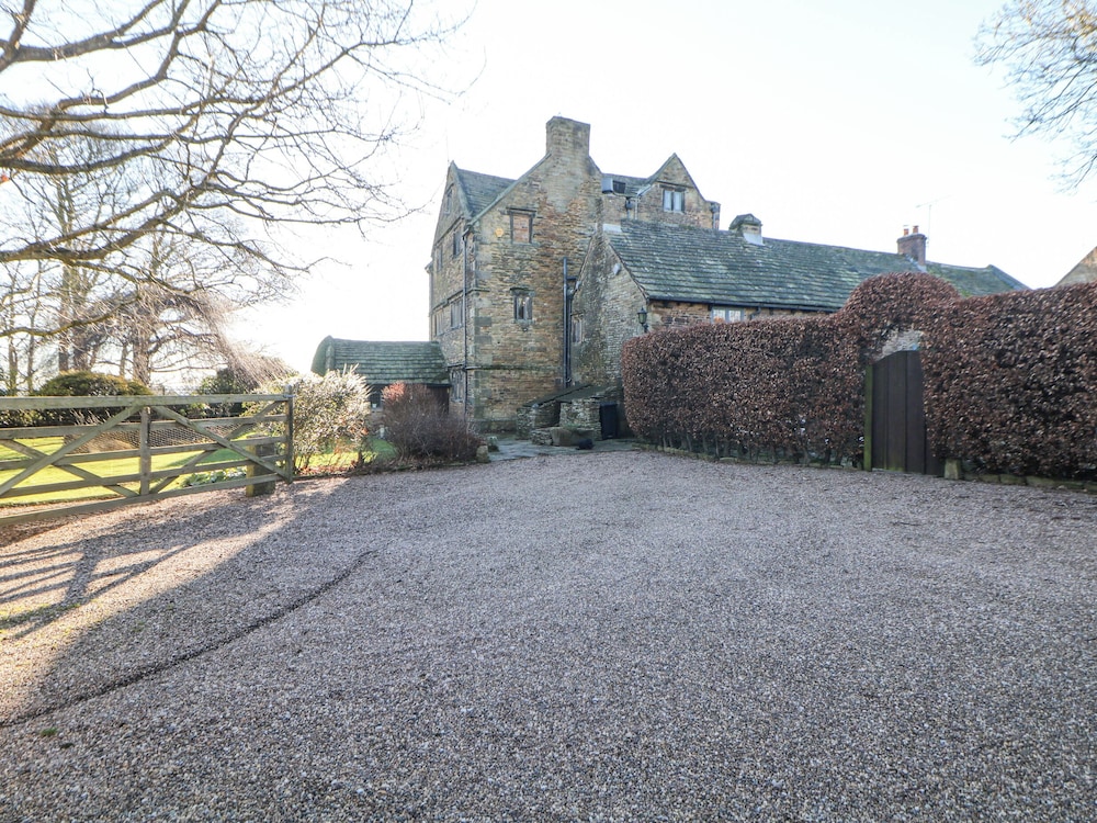 Old Manor House