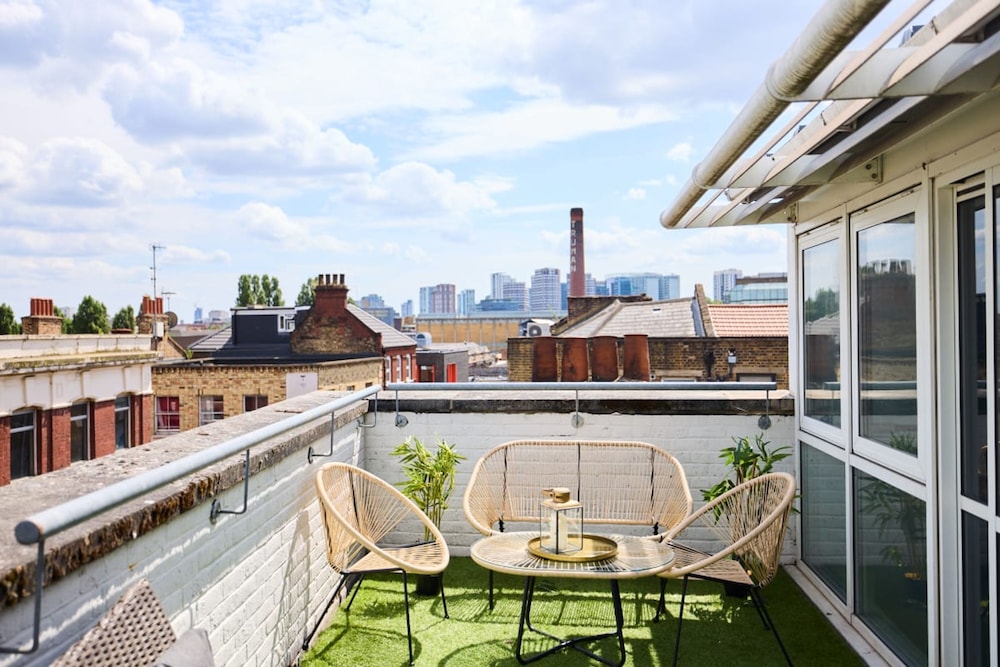 The Brick Lane Arms - Breathtaking 2bdr Penthouse With Balcony