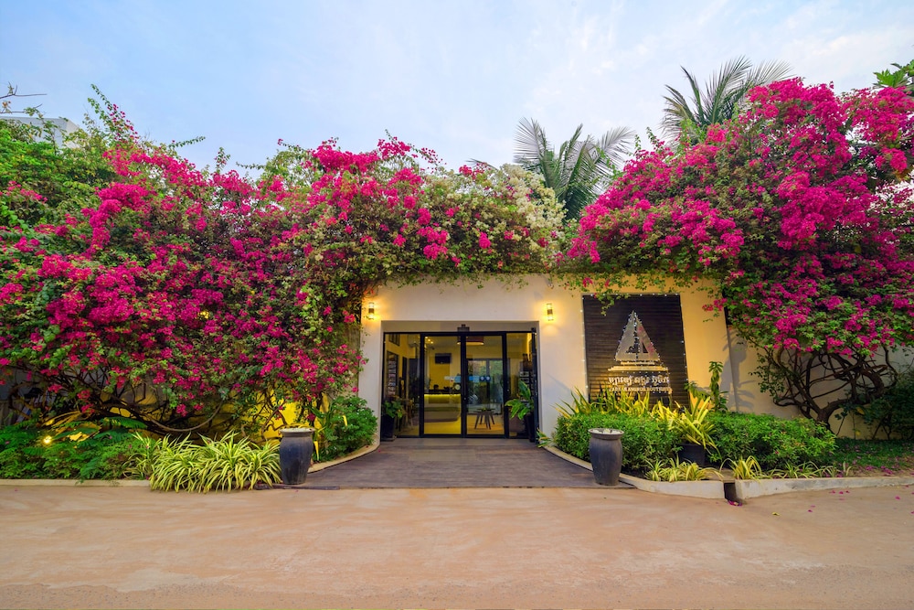 Ladear Privilege Rooms