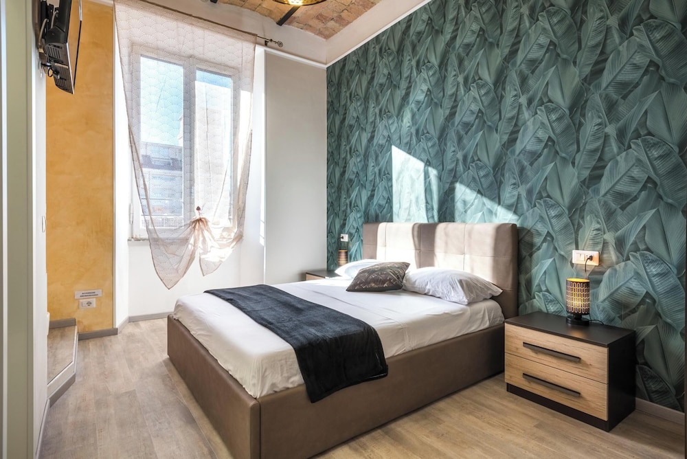 Roma Design San Giovanni Colosseo area photo 3